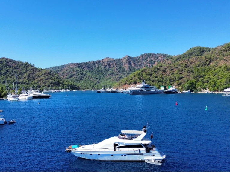 Yacht hire Göcek cheap Custom made