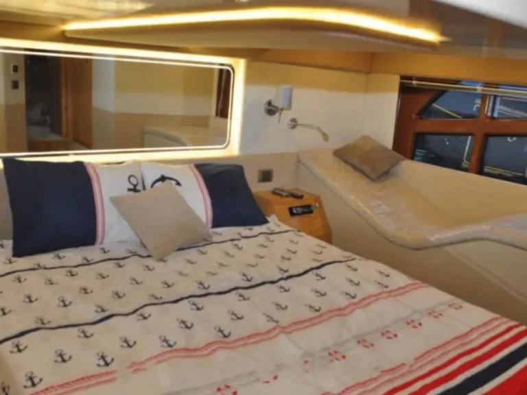 Motorboat hire in Göcek - Custom Made Custom made