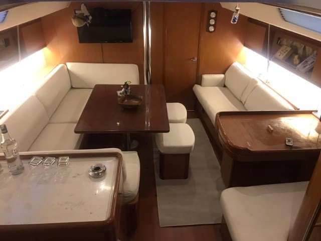 Charter a Bénéteau Oceanis 46 in Samsun Körfezi on Samboat