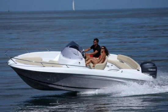 Hire a Jeanneau CAP CAMARAT 6,5 CC Style Port de Hyères (St Pierre)