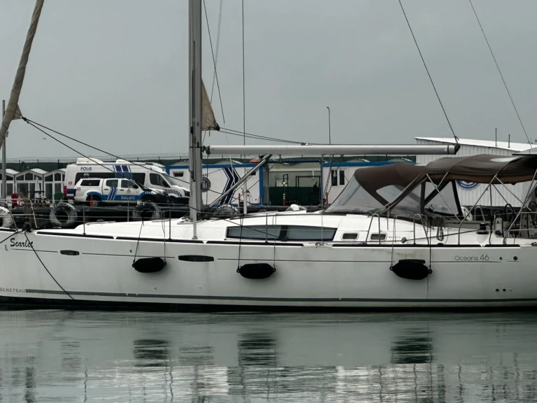 Sailboat to hire Samsun Körfezi at the best price