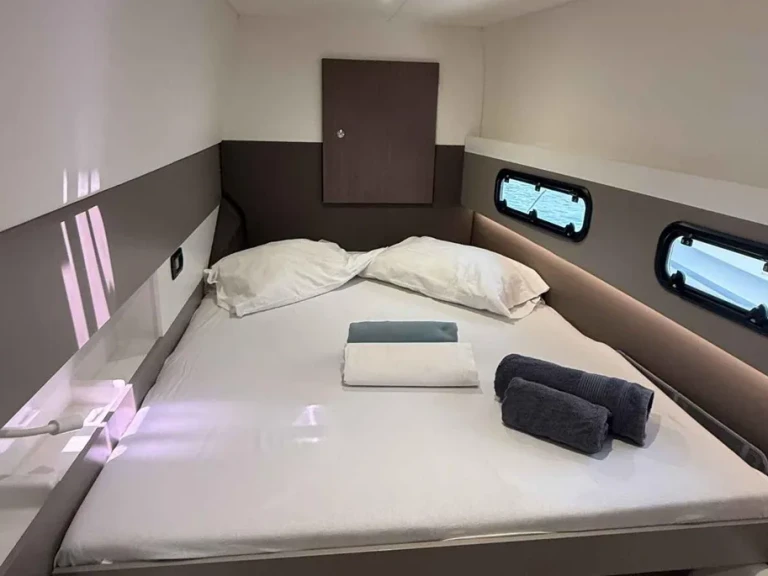 Hire Catamaran with or without skipper Bali Rada di Napoli