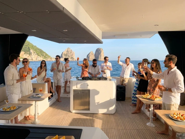 Hire a CAT SEA Star 380 Positano
