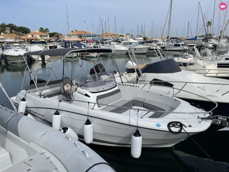 Motorboat to hire Le Lavandou at the best price