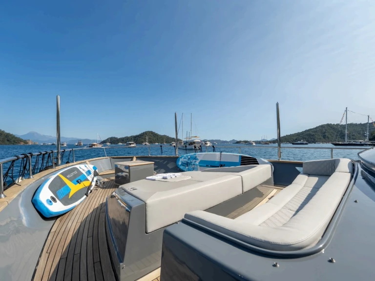 Charter a Custom Made Custom made in Göcek on Samboat