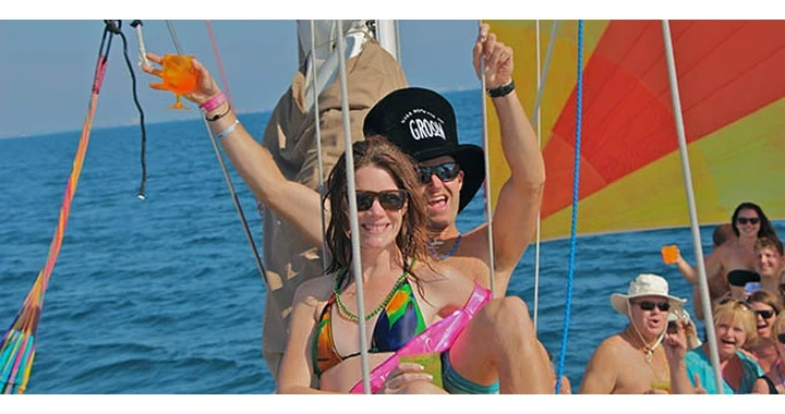 Charter a Custom Made custom in Cruz de Huanacaxtle on Samboat