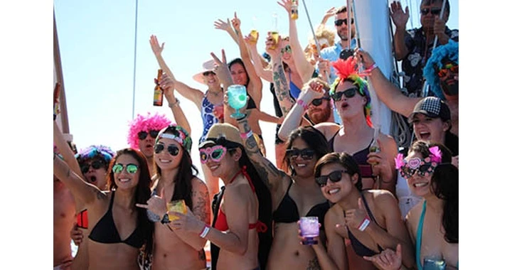 Hire Catamaran Custom Made with a boat licence