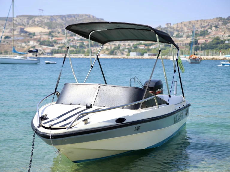 Yacht charter Marseille - Rio Rio 450 on SamBoat