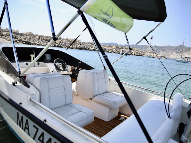 Hire a Rio Rio 450 Marseille