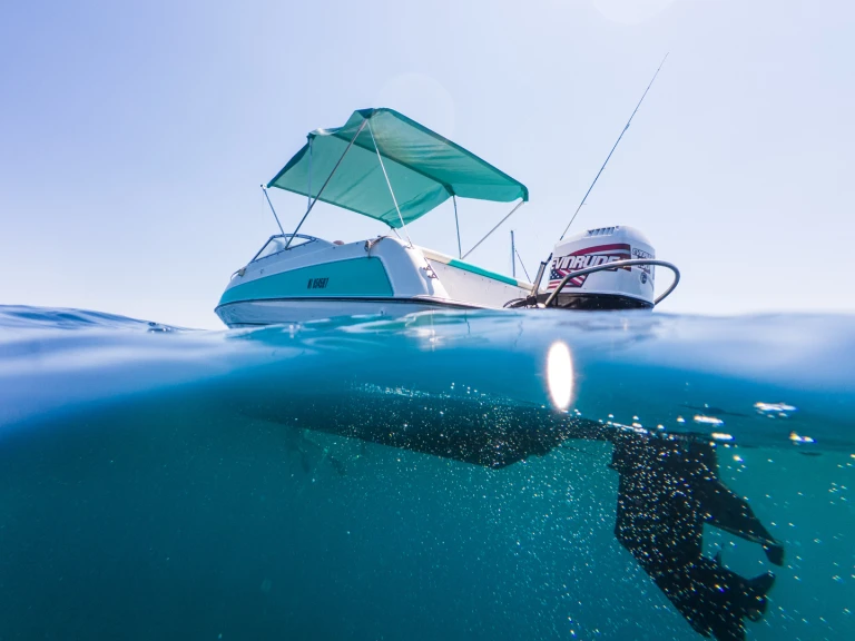 Hire Motorboat with or without skipper Four Winns France