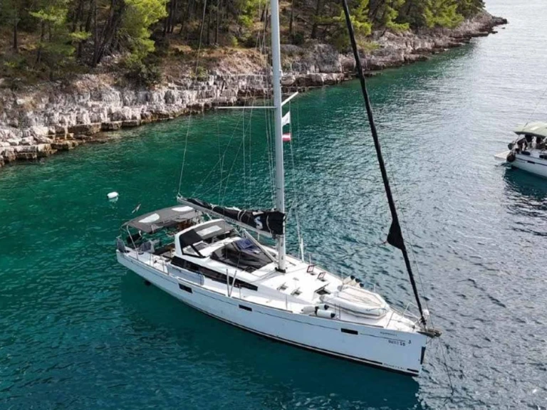 Sailboat hire in Murter-Kornati - Bénéteau Sense 50