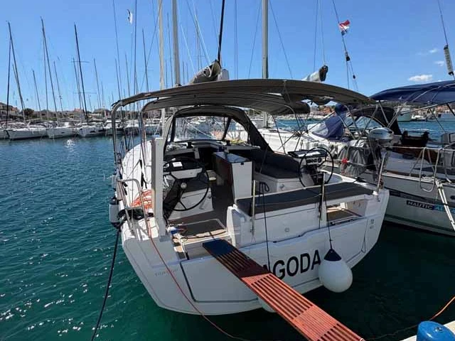 Dufour Dufour 41 charter bareboat or skippered in  Murter-Kornati