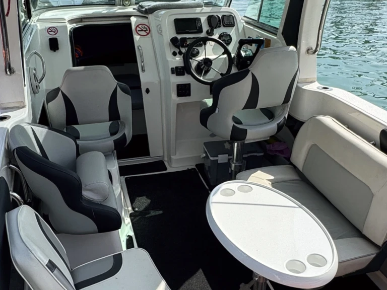 Hire Motorboat with or without skipper Atomix Boats Ao Chalong