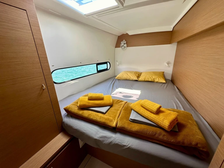 Catamaran to hire Port de Pollença at the best price