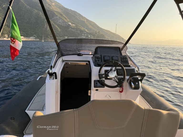 Hire Motorboat with or without skipper Ranieri Reggio Calabria