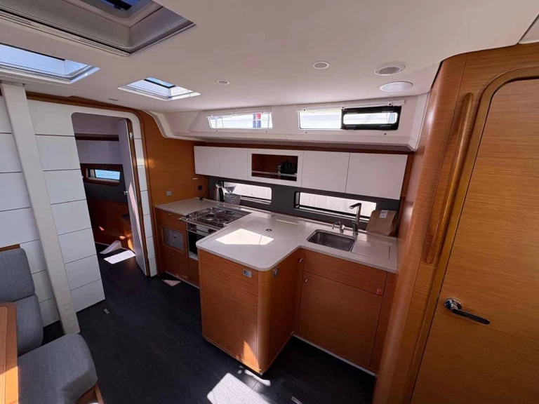 Hire a Dufour Dufour 41 Murter-Kornati