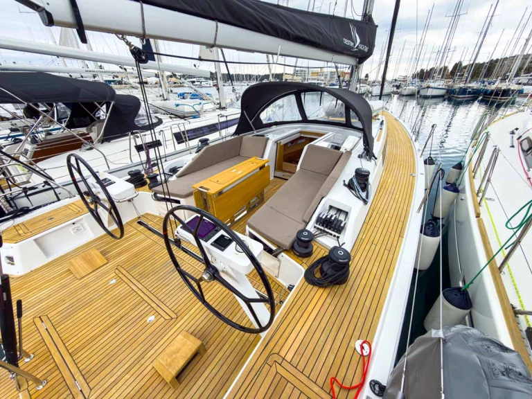 Yacht charter Biograd na Moru - Grand Soleil Grand Soleil 44 Performance on SamBoat