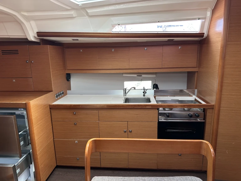 Dufour Dufour 430 Grand Large charter bareboat or skippered in  Izola