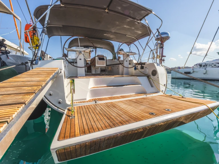 Sailboat hire in Lygia - Bavaria Cruiser 45