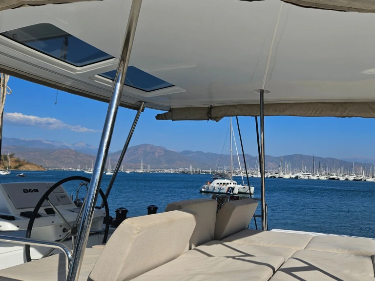 Yacht hire Fethiye cheap Lagoon 50
