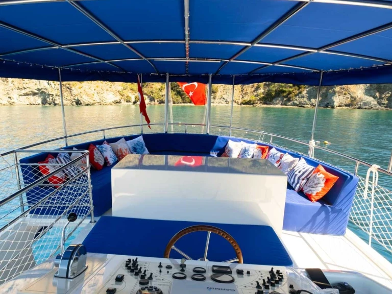 Charter a Custom Made Custom made in Göcek on Samboat