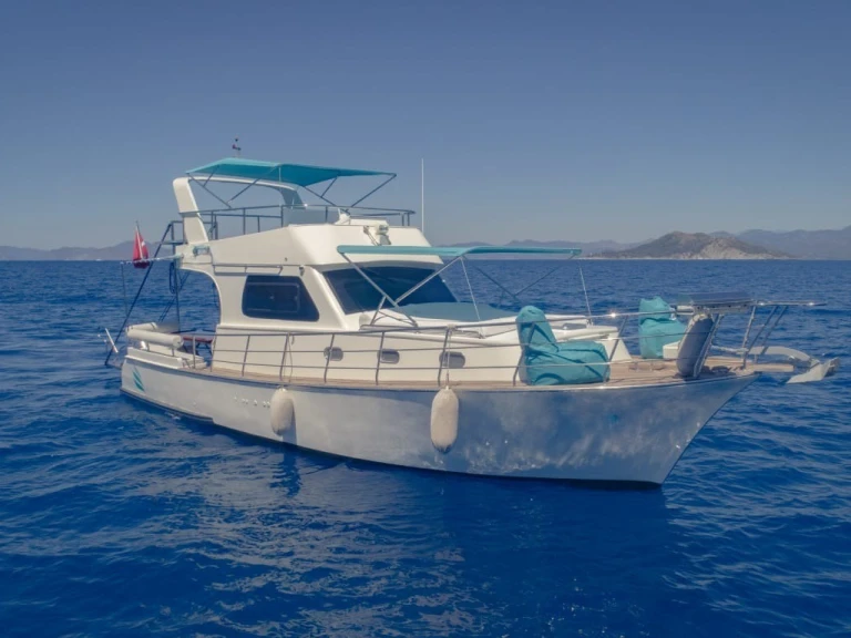 Motorboat hire in Göcek - Custom Made Custom made