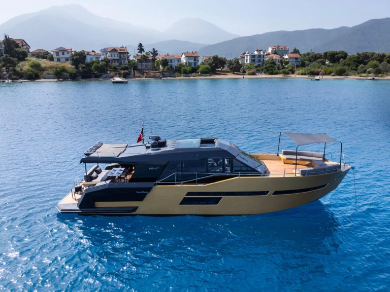 Charter a Custom Made Custom made in Göcek on Samboat