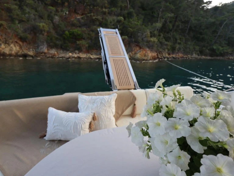 Motorboat hire in Göcek - Custom Made Custom made