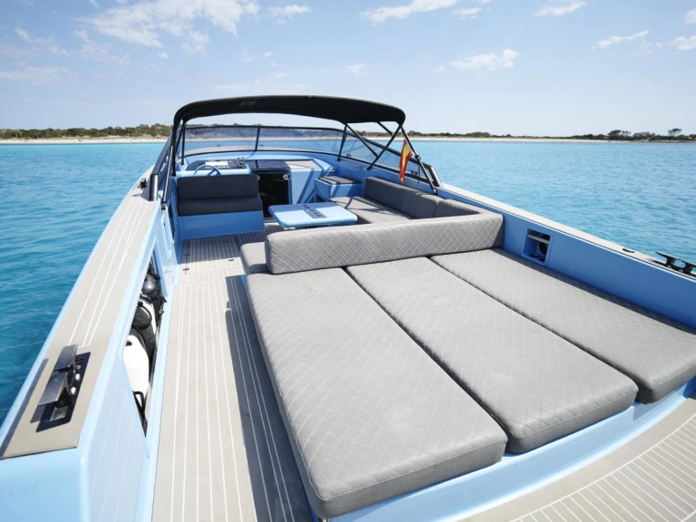 VanDutch VanDutch 40 charter bareboat or skippered in  Cannes
