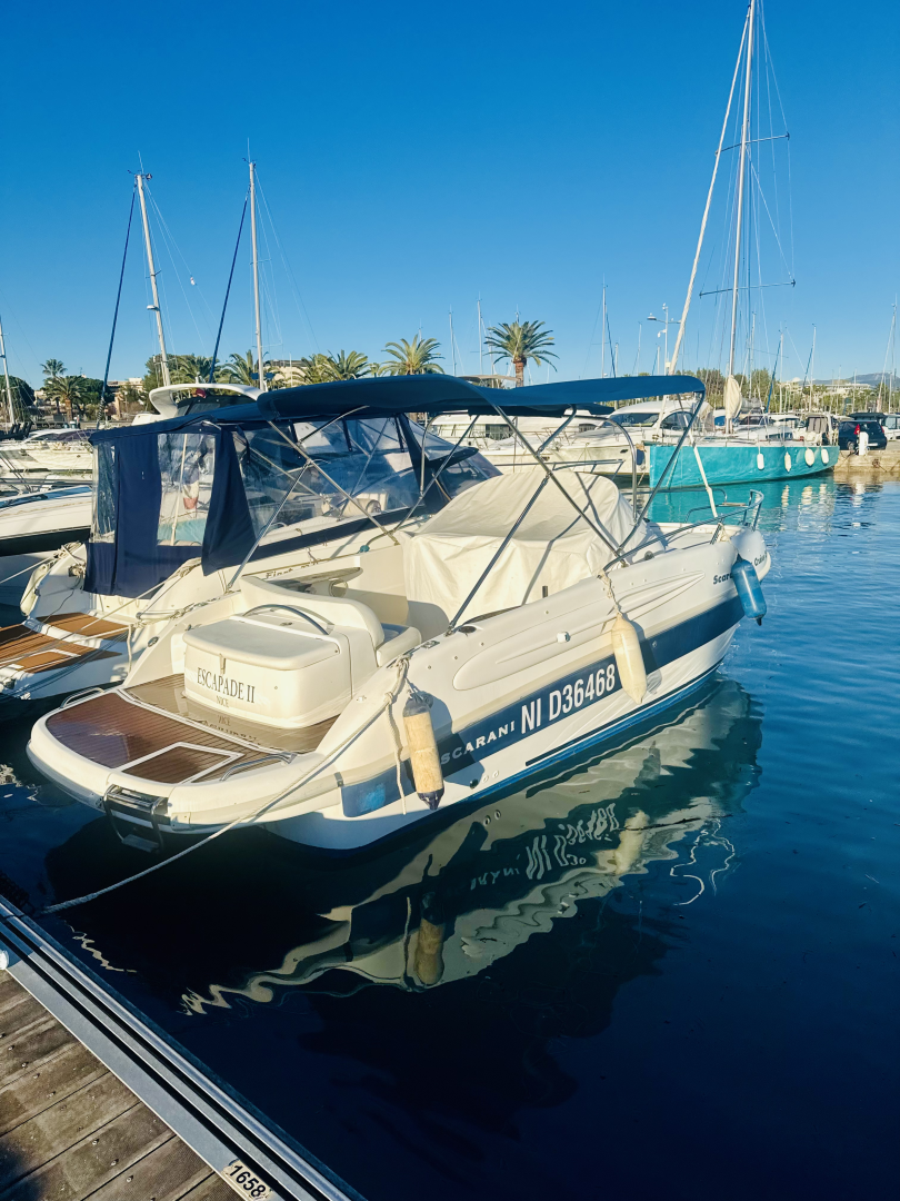 Yacht hire Saint-Laurent-du-Var cheap Rio 750 Cruiser