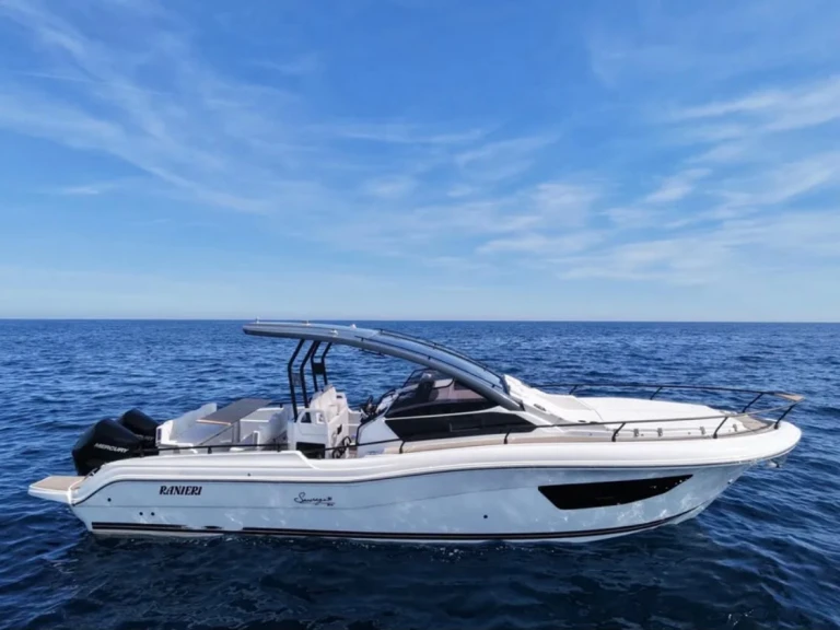 Hire a Ranieri sauvage 34  Castellammare di Stabia