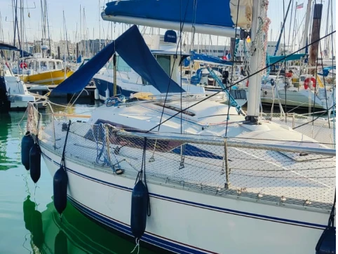 Sailboat hire in La Rochelle - Jeanneau Eolia