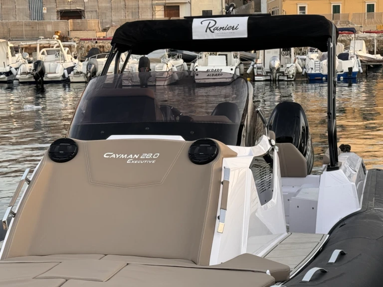 Hire Motorboat with or without skipper Ranieri Reggio Calabria