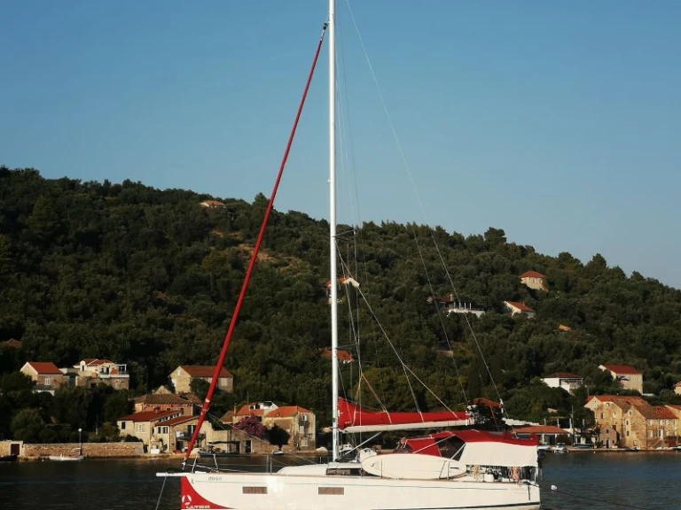 Bénéteau Océanis 38.1 Performance charter bareboat or skippered in  Dubrovnik