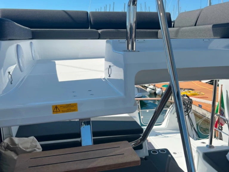 Yacht charter Salerno - Lagoon Lagoon 43 on SamBoat