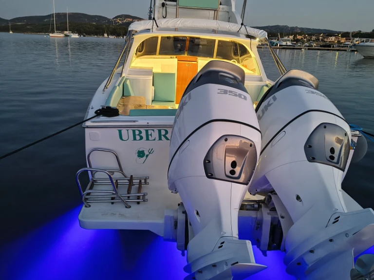Hire Motorboat with or without skipper Bertram Porto Pozzo