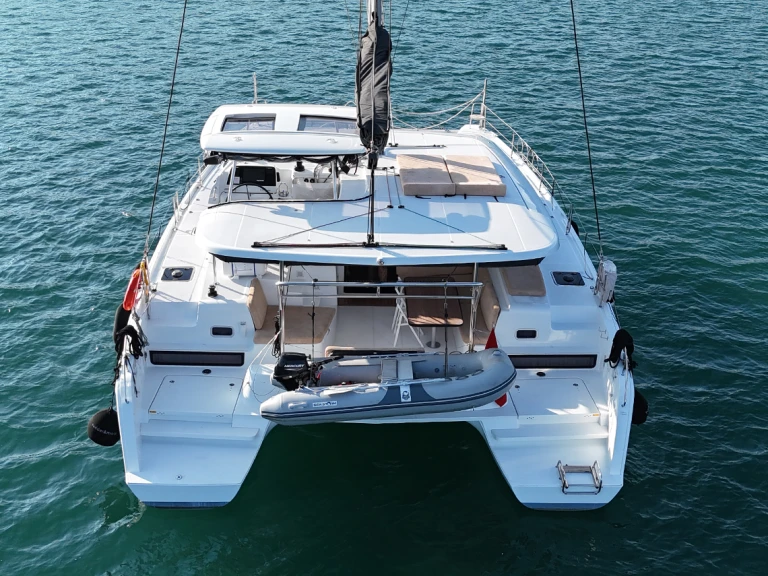 Catamaran hire in Fethiye - Lagoon Lagoon 42