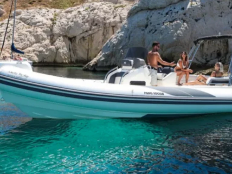 Yacht charter Grimaud - Bsc BSC 75 on SamBoat
