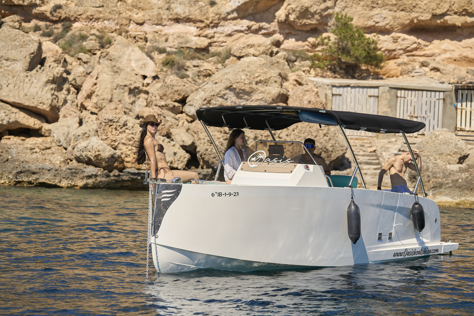 Motorboat hire in Sant Antoni de Portmany - X-Yachts X6
