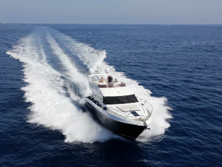 Luxury Yacht hire in Beaulieu-sur-Mer - Princess Princess 64 Fly