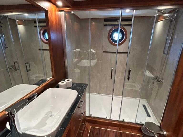 Luxury Yacht to hire Göcek at the best price