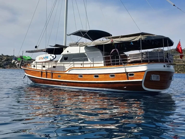Luxury Yacht to hire Göcek at the best price