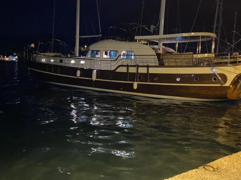 Hire Sailboat with or without skipper Custom Made Göcek