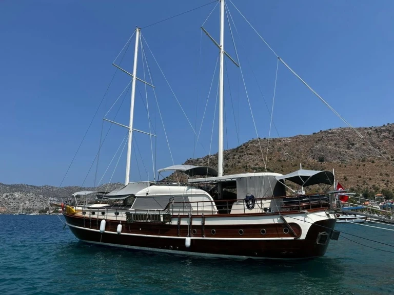 Hire Sailboat with or without skipper Custom Made Göcek