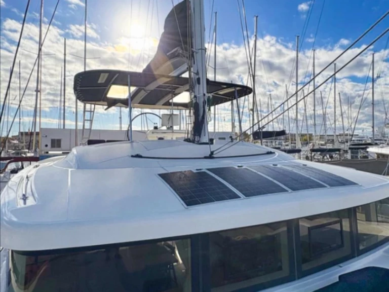 Hire Catamaran with or without skipper Lagoon Split