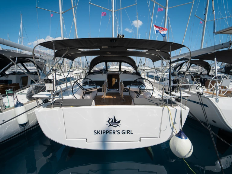 Hire Sailboat with or without skipper Elan Kaštela
