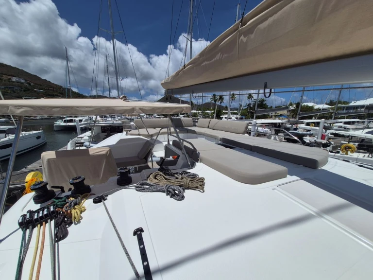 Yacht hire Road Town cheap Fountaine Pajot FP 44 Maestro - 3 cab.