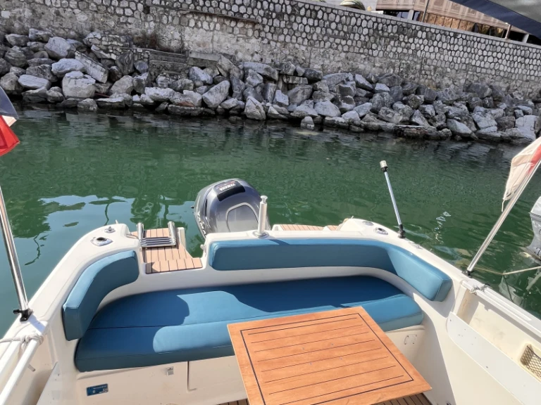 Motorboat hire in La Condamine - Kelt Azura 650 WA