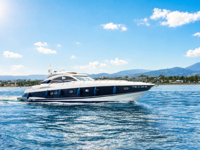 Yacht charter Marbella - Sunseeker Predator 61 on SamBoat