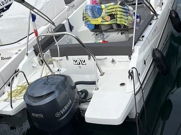 Motorboat hire in Port Cogolin - Jeanneau Cap Camarat 7.5 WA Serie 2